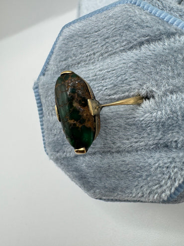 Antique 9ct gold agate ring
