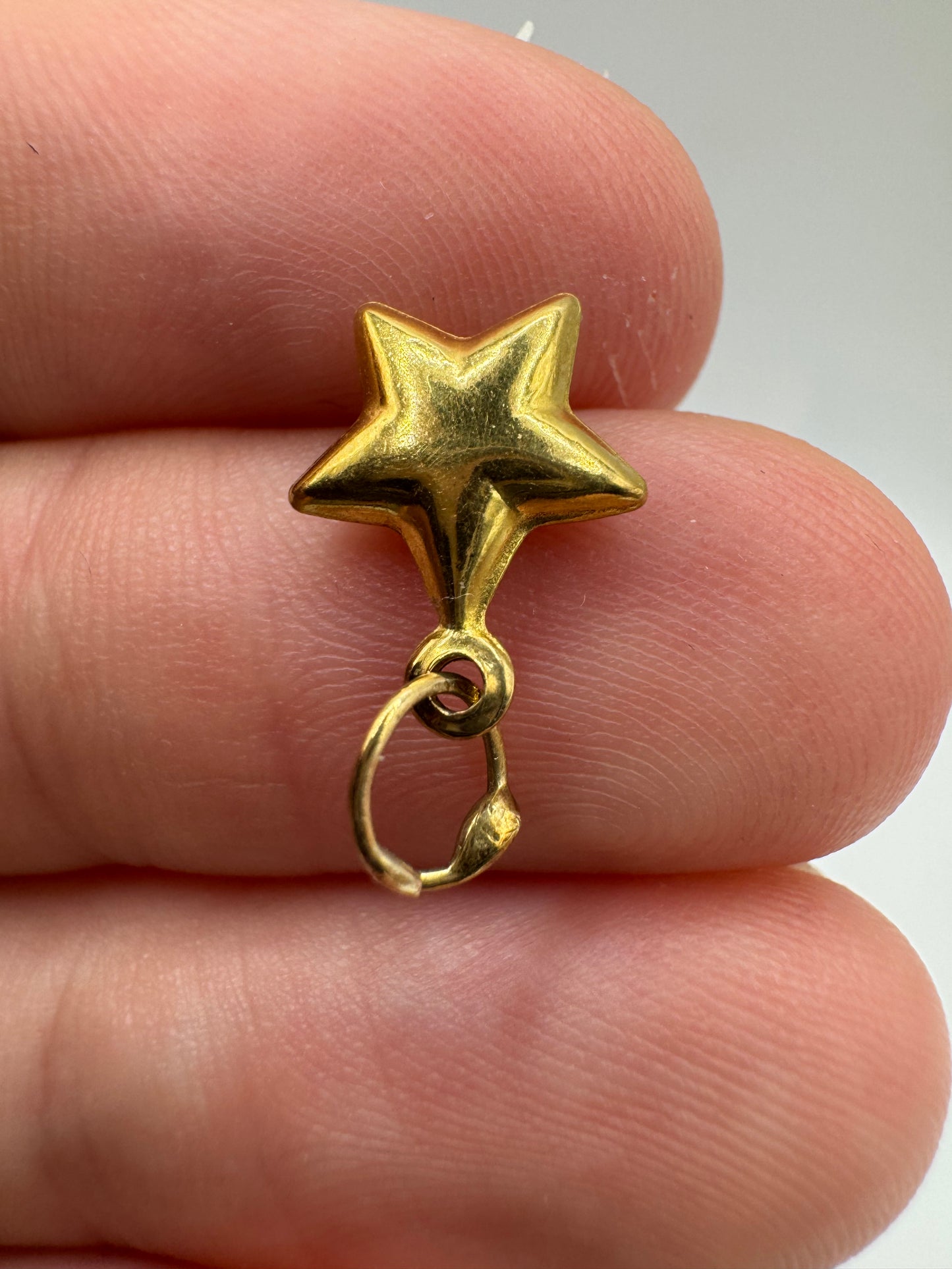 9ct gold star charm