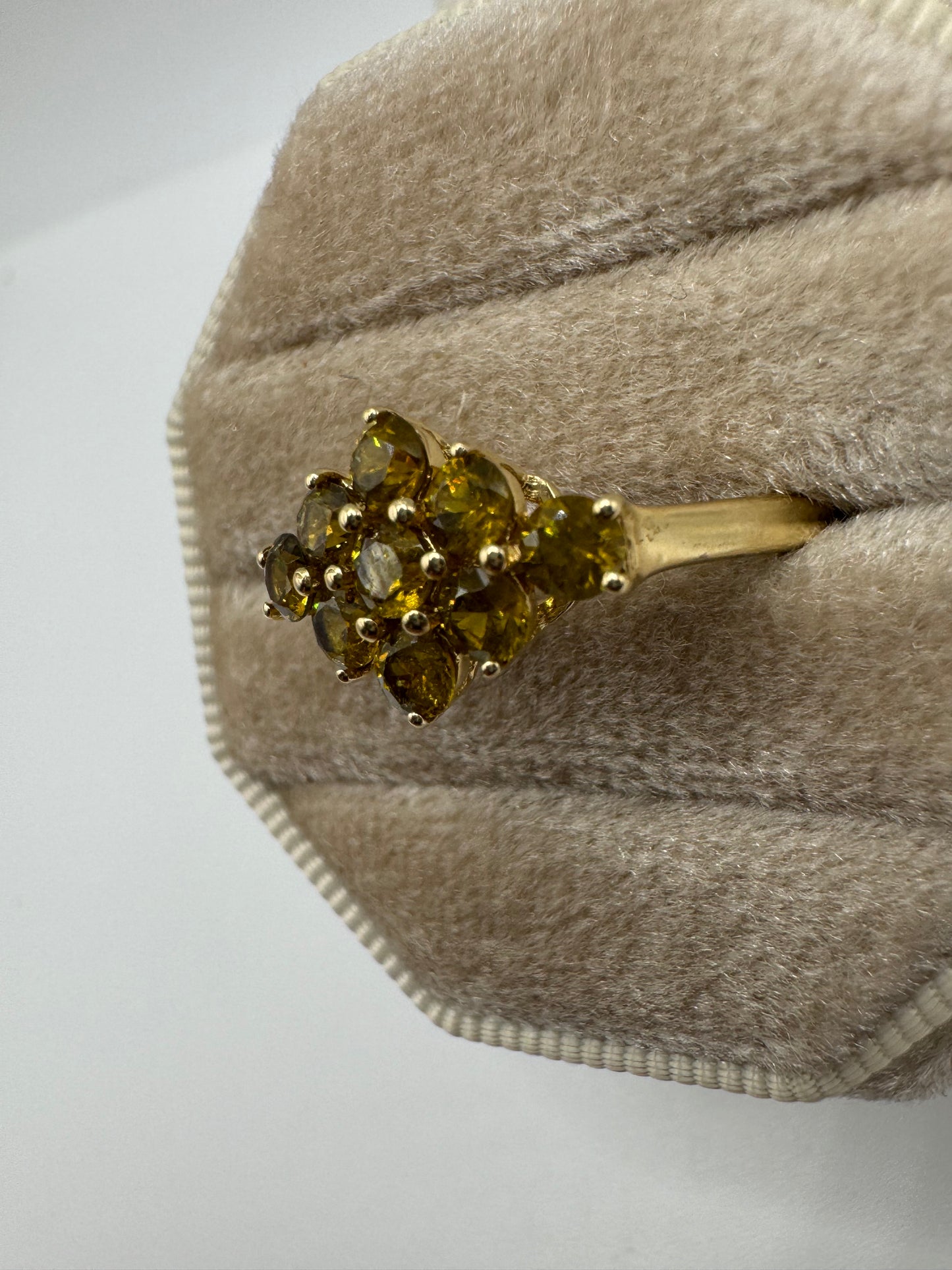 9ct gold sphene cluster ring