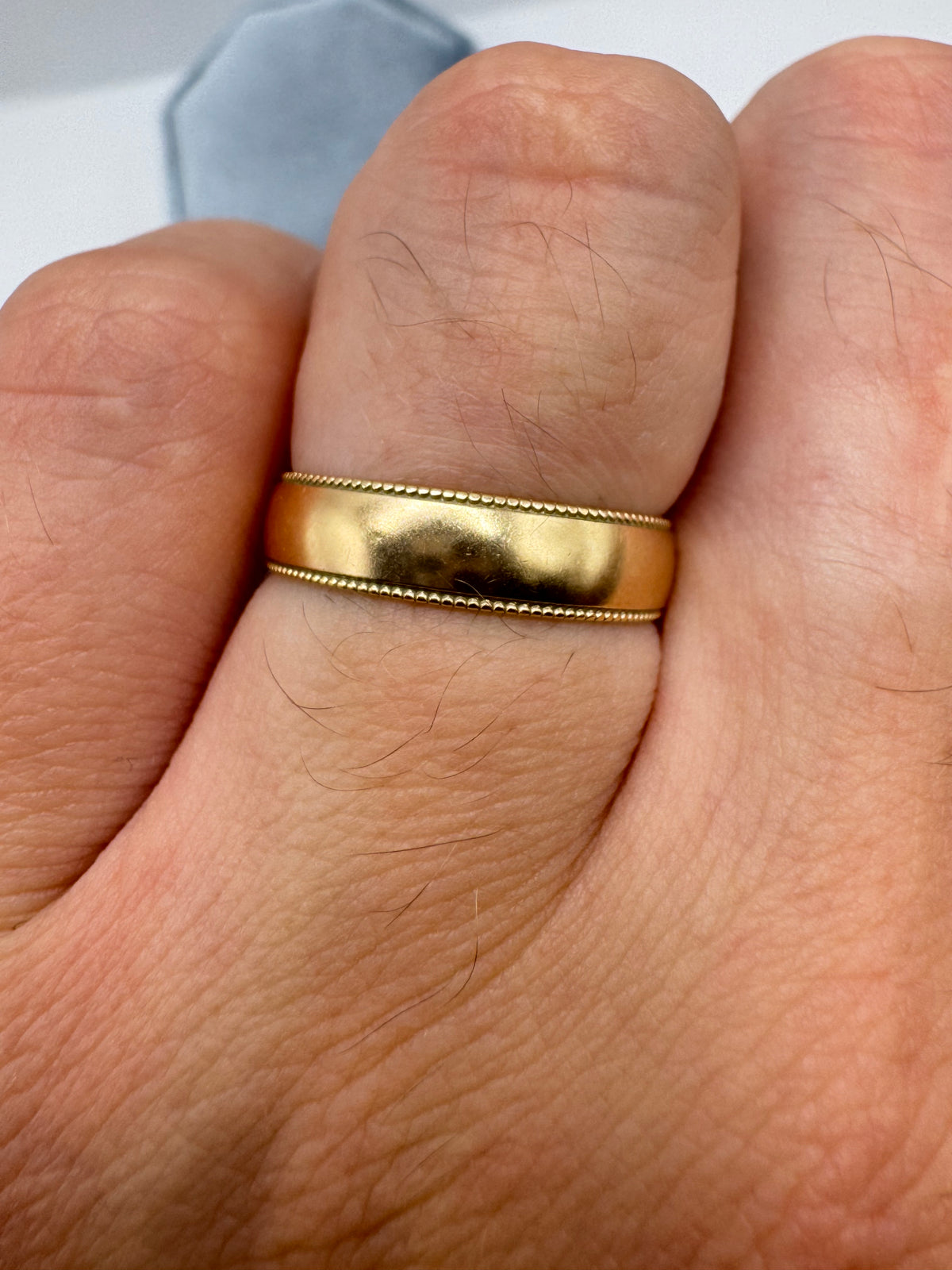 9ct gold band