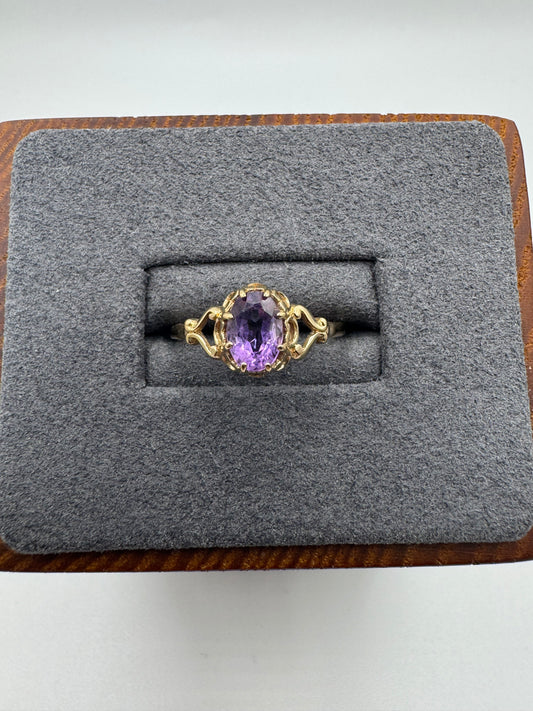 9ct gold amethyst ring