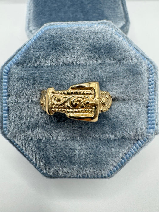 9ct gold engraved buckle ring