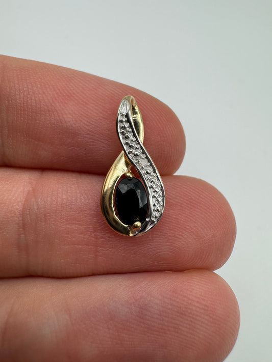 9ct gold sapphire and diamond pendant