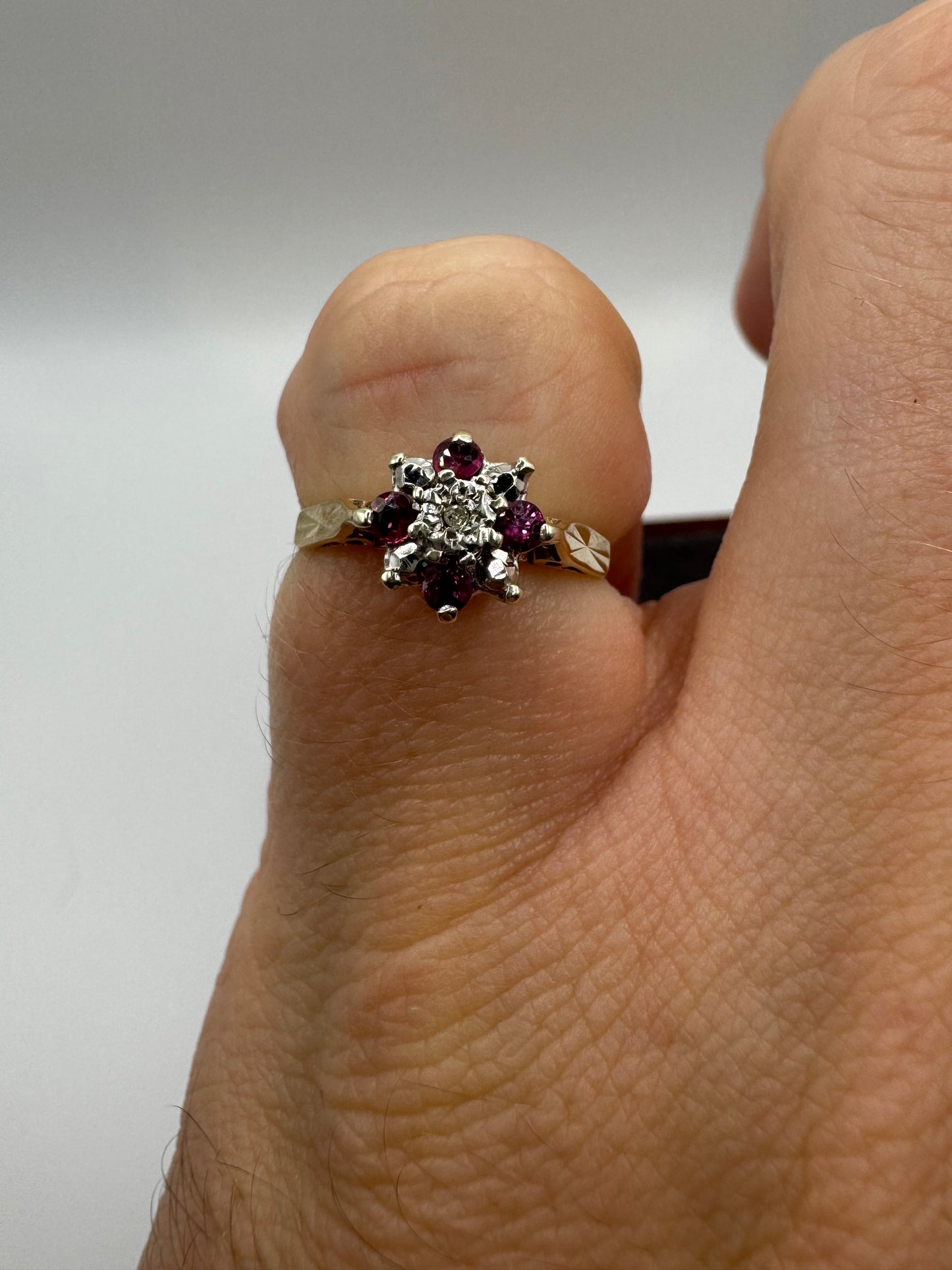 9ct gold ruby and diamond ring