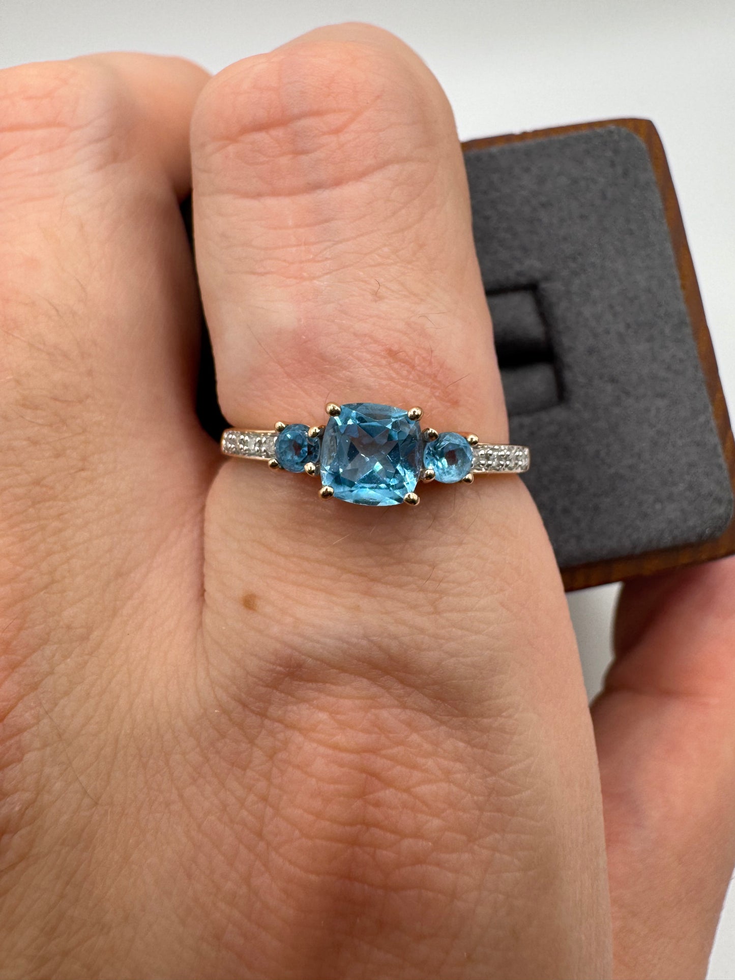 9ct rose gold topaz and diamond ring