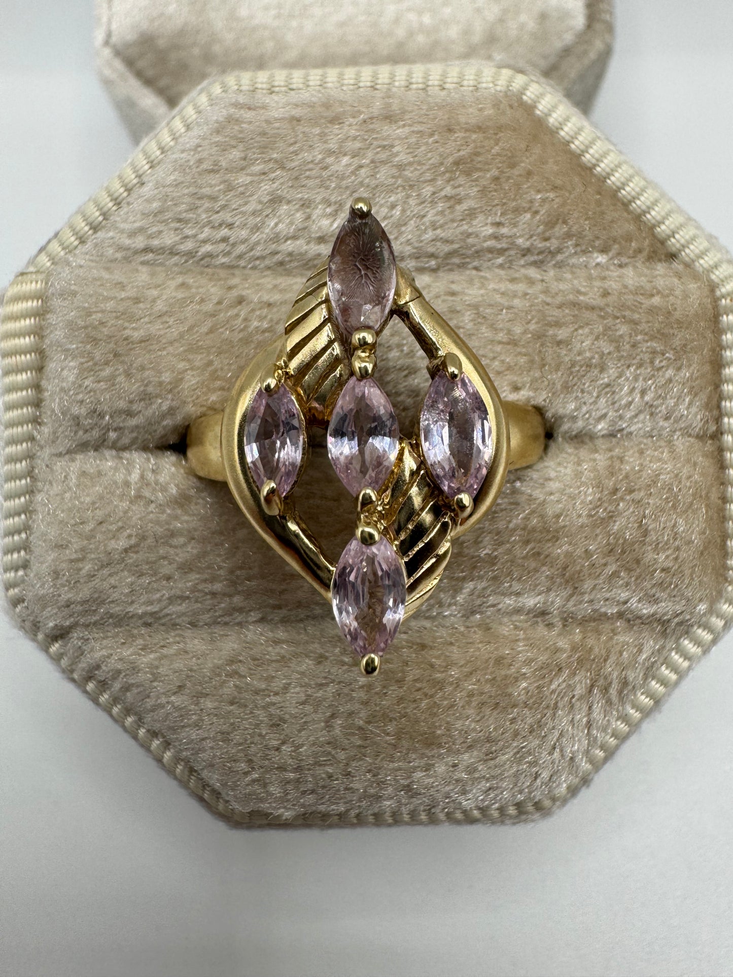 9ct gold kunzite ring