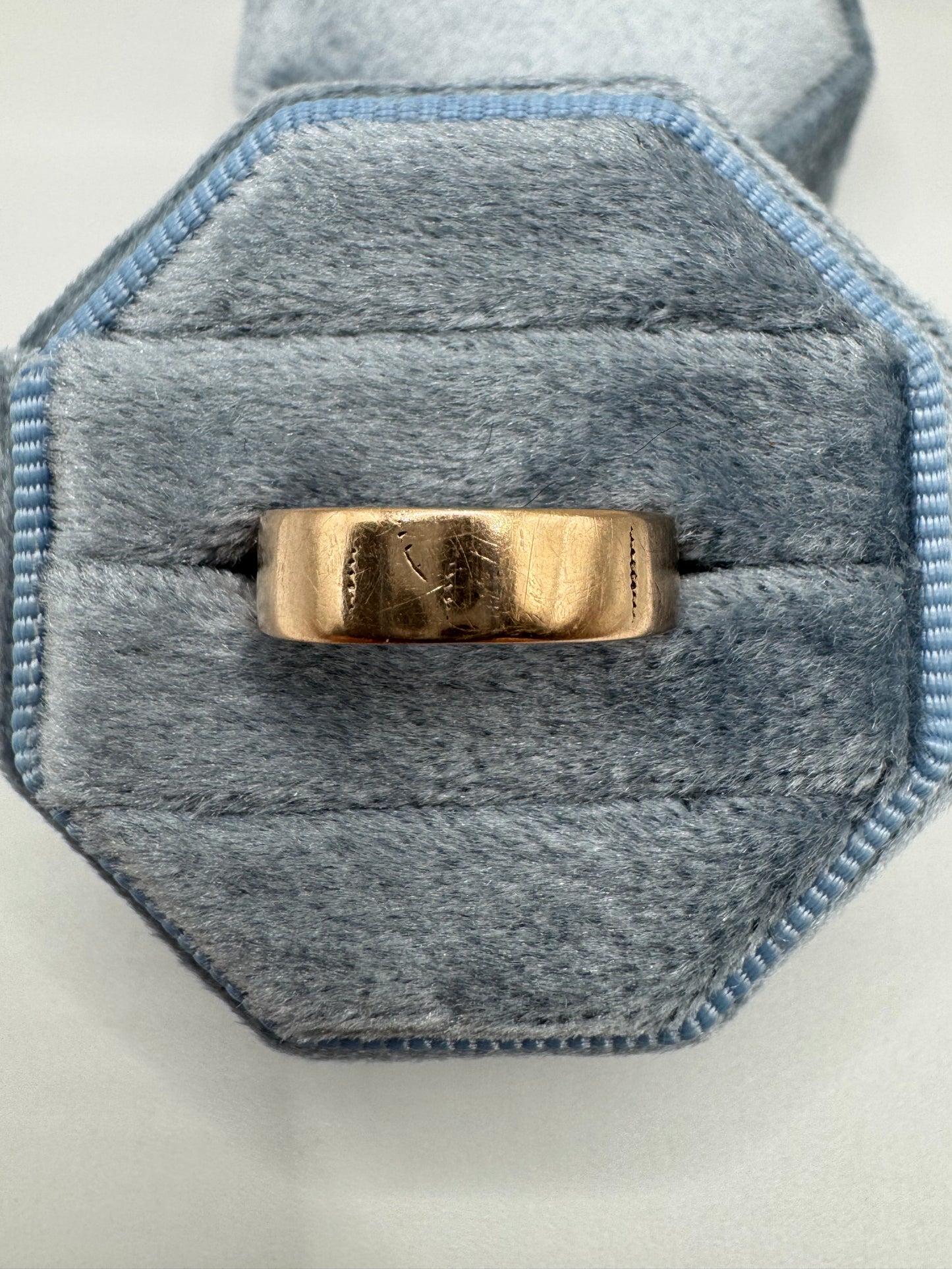 9ct rose gold band