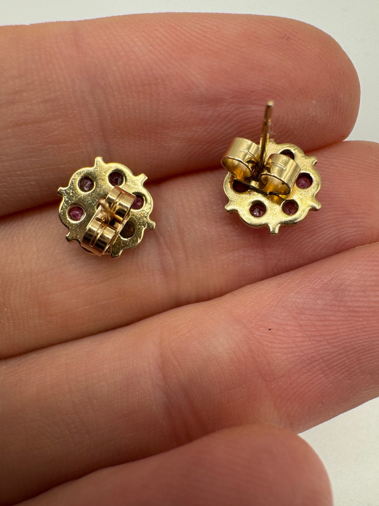 9ct gold pearl and garnet cluster earrings