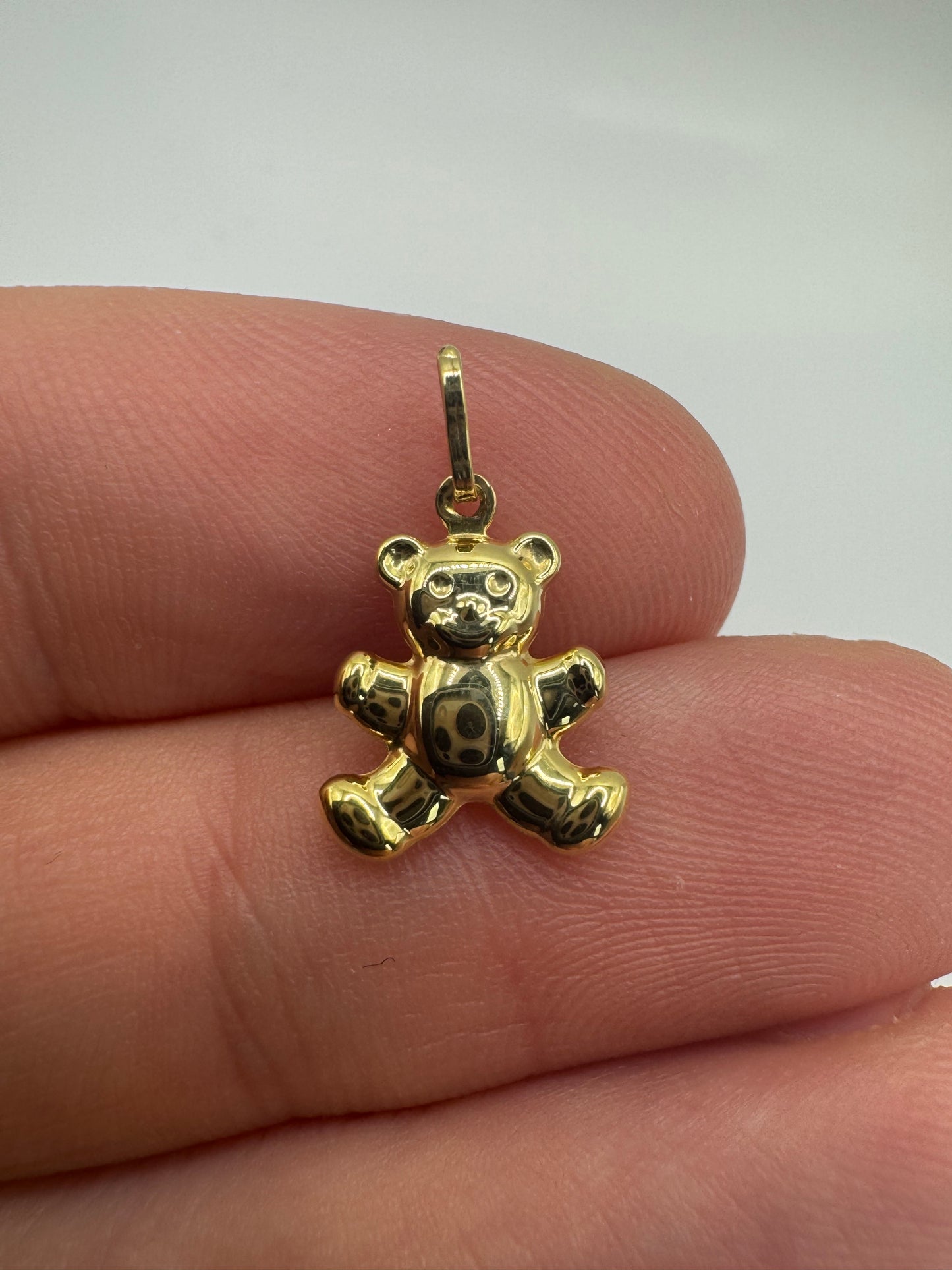 9ct gold teddy bear charm