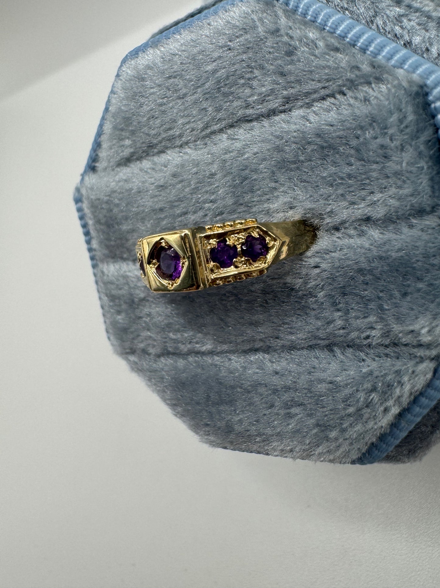 9ct gold 5 stone amethyst gypsy ring