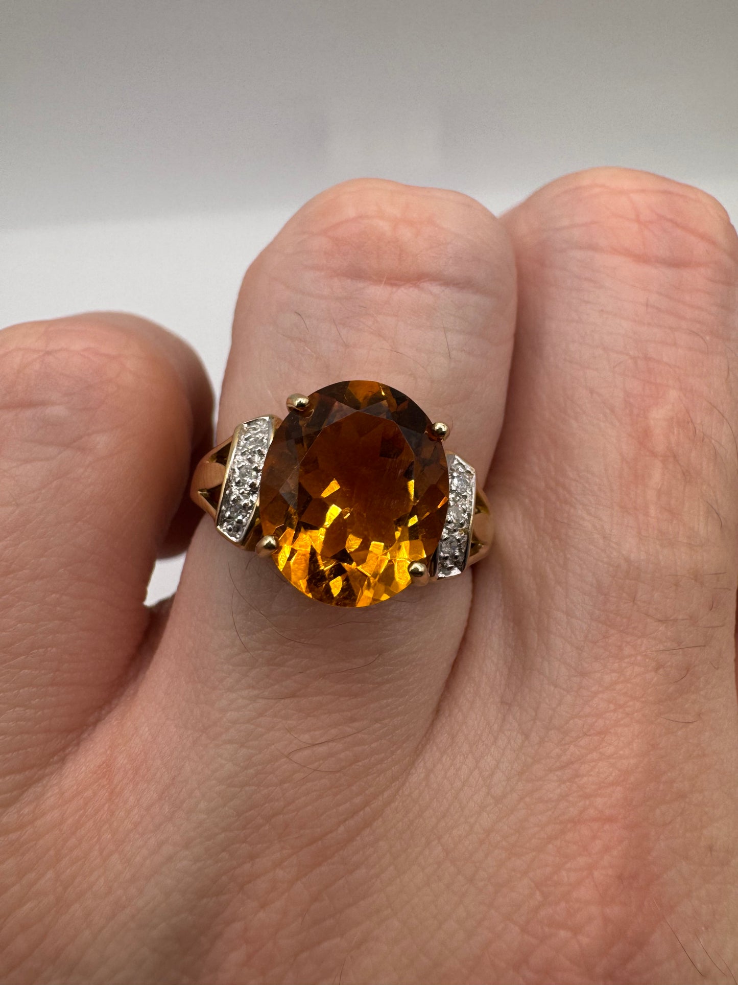 9ct gold citrine and diamond ring