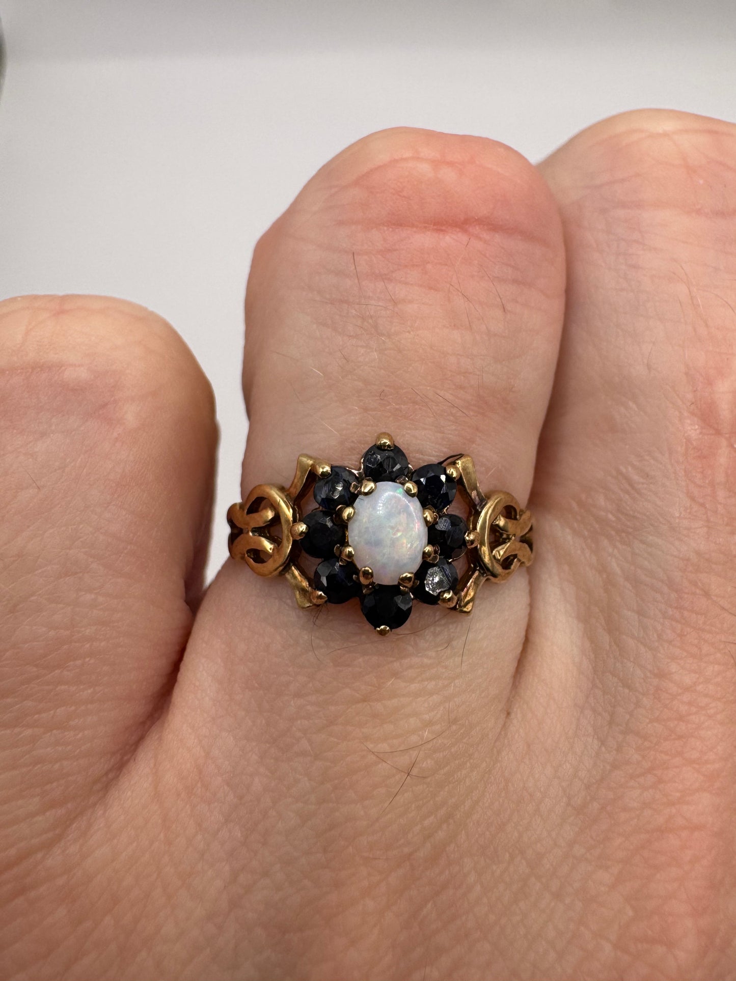 9ct gold opal and sapphire cluster ring
