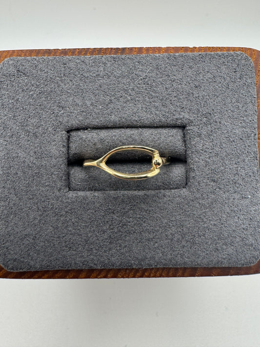 9ct gold wishbone ring