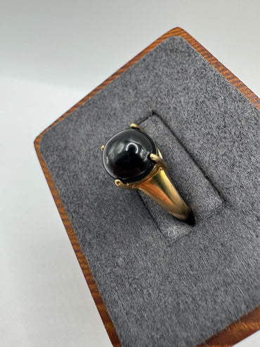 9ct gold star sapphire ring