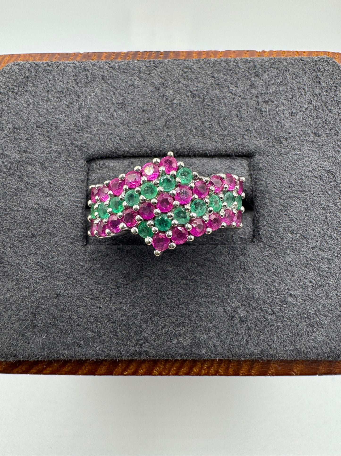 9ct white gold ruby and emerald ring