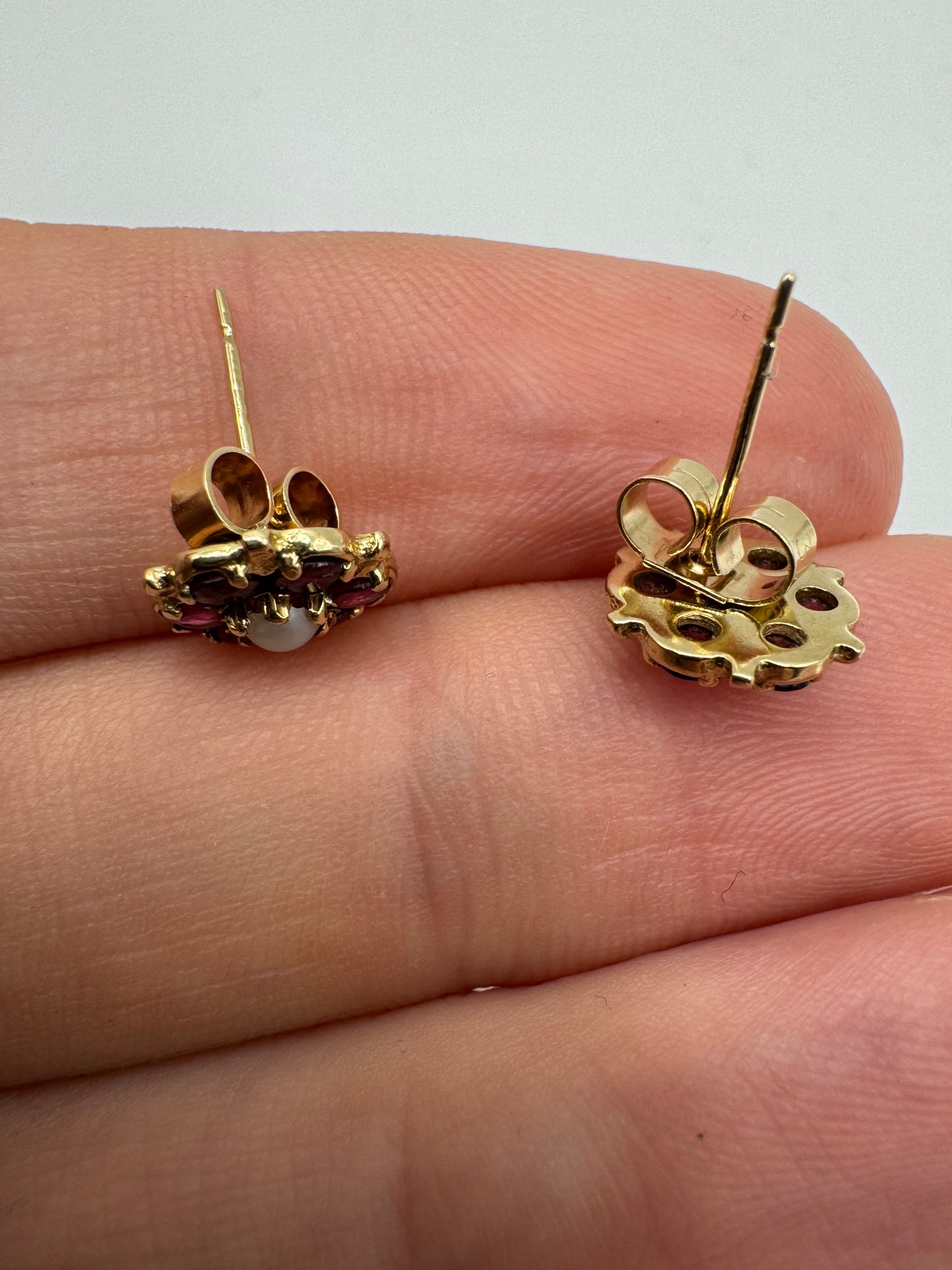 9ct gold pearl and garnet cluster earrings