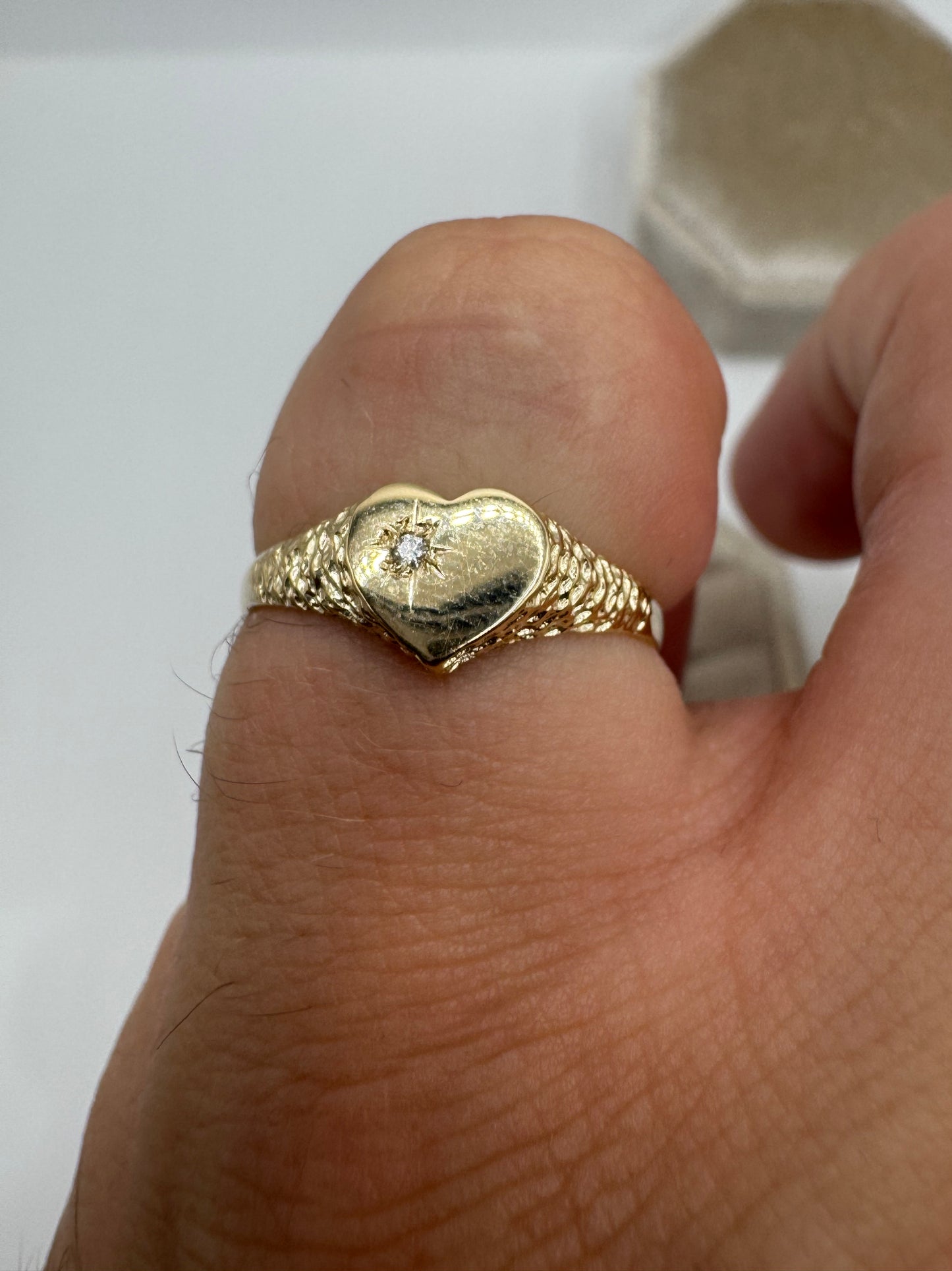 9ct gold diamond heart signet ring