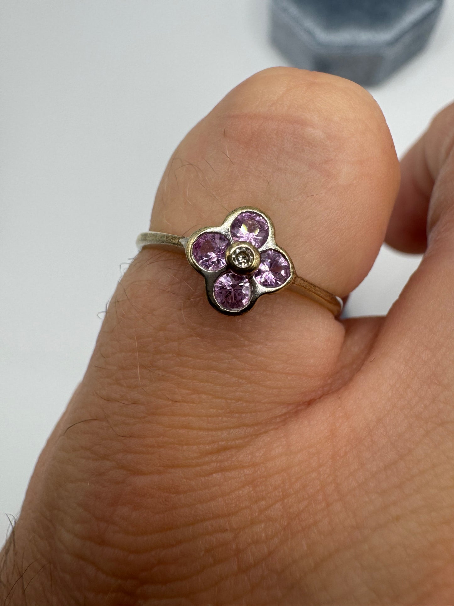 9ct gold pink sapphire and diamond ring