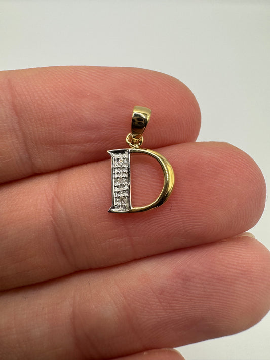 9ct gold diamond initial D pendant