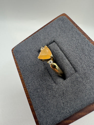 9ct gold quartz and zircon ring
