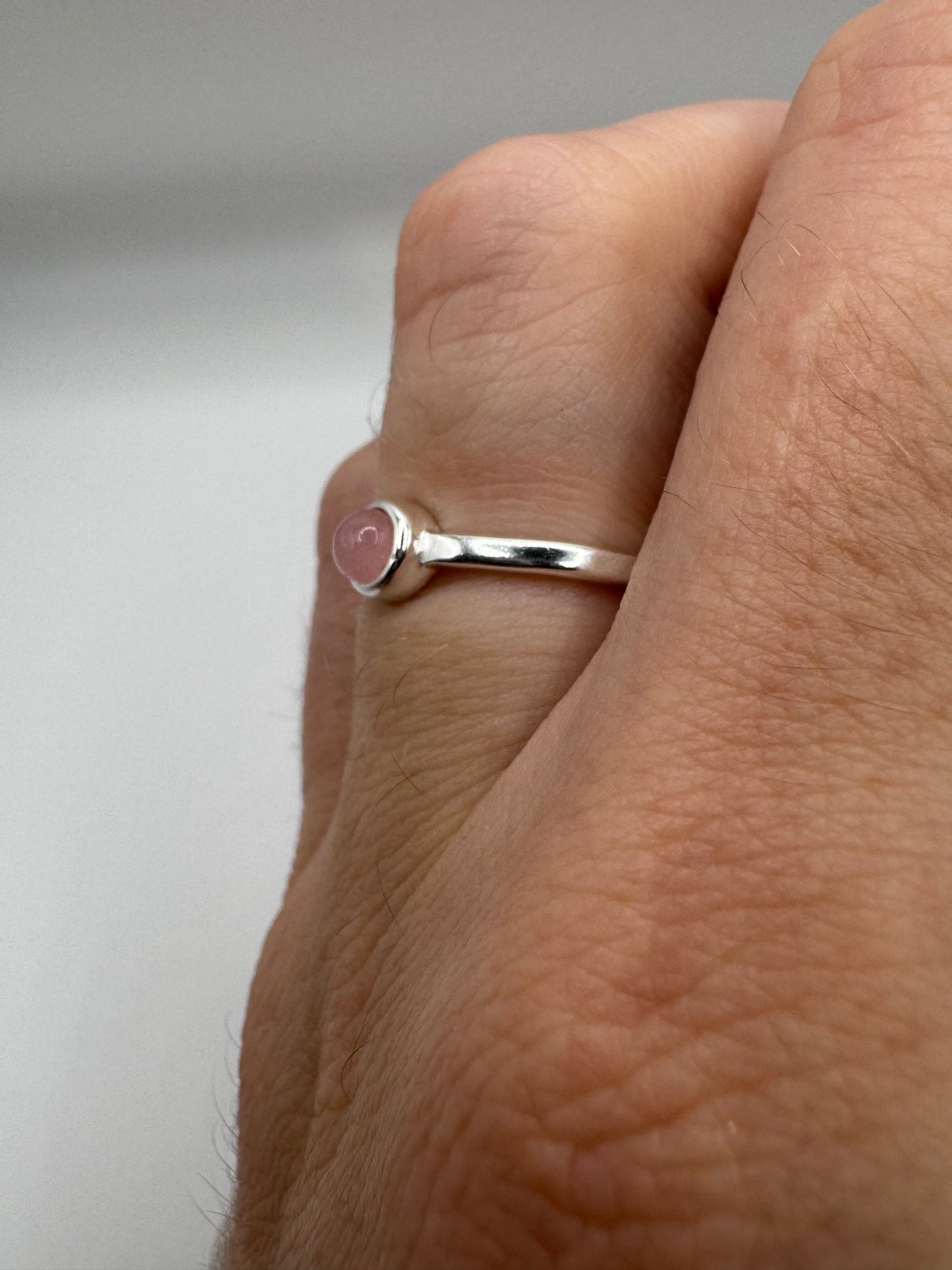 Silver rose quartz ring (6-L1/2)
