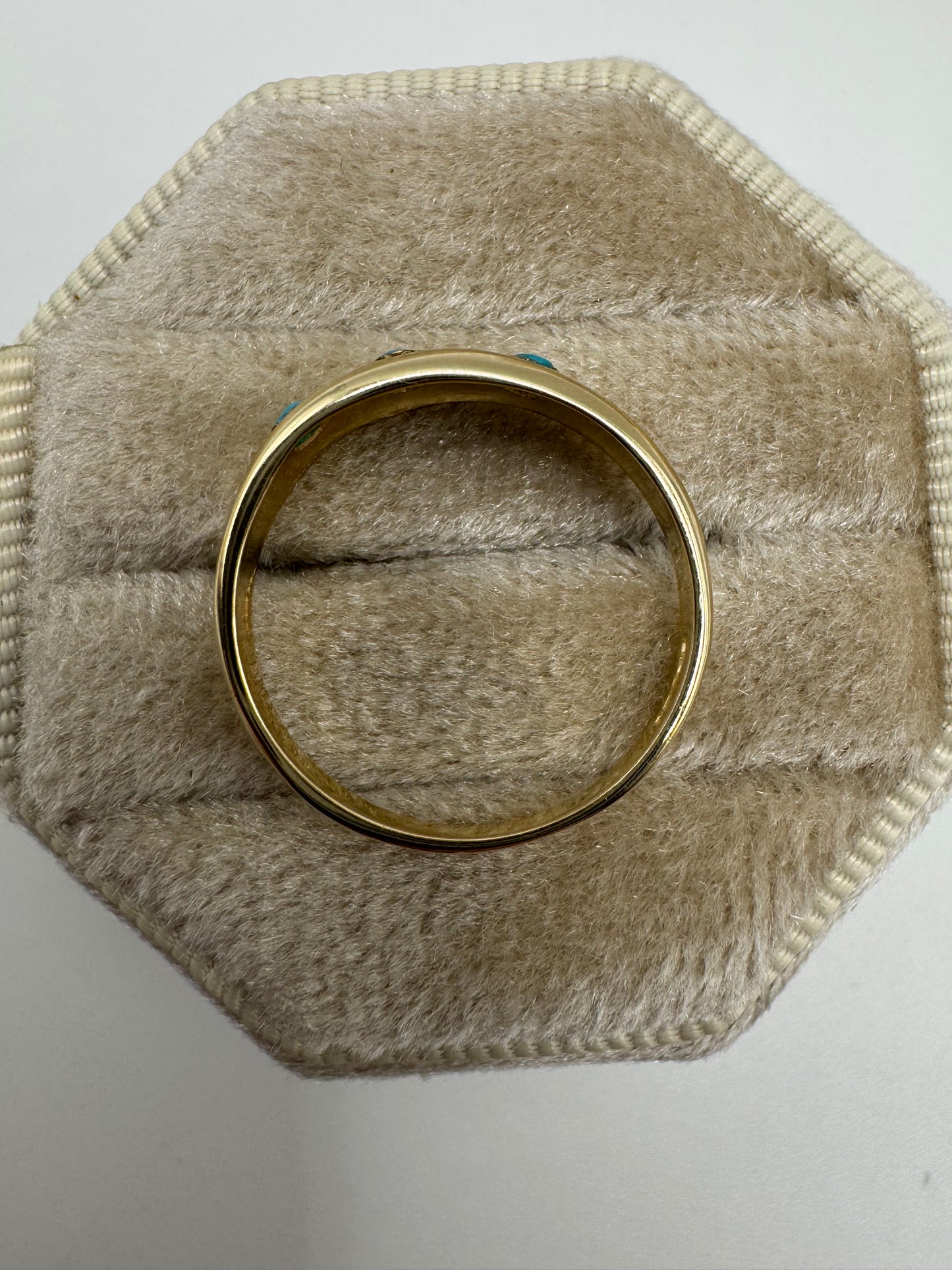9ct gold turquoise gypsy ring