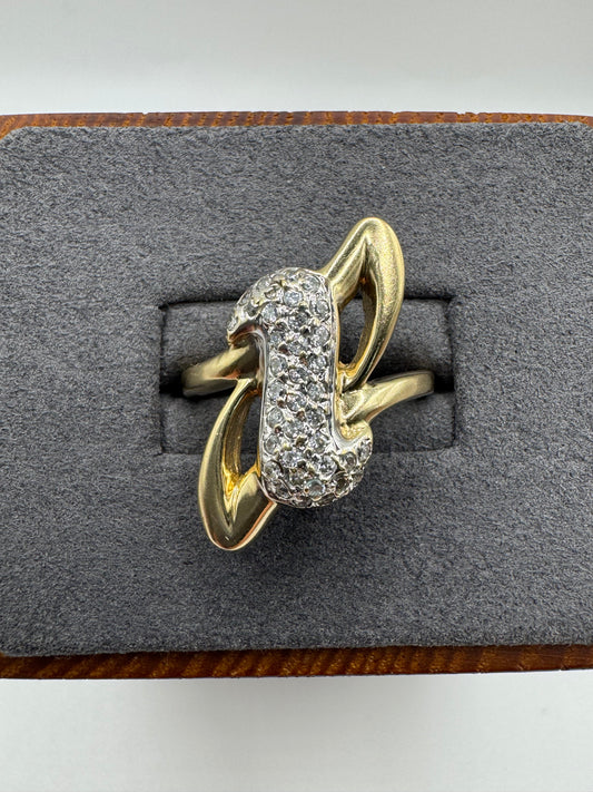 9ct gold diamond ring