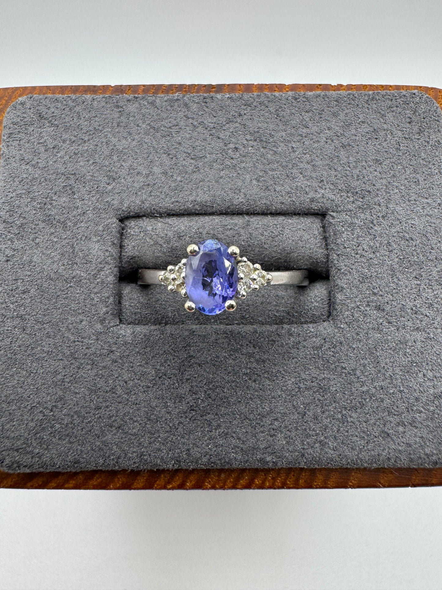 9ct white gold tanzanite and diamond ring