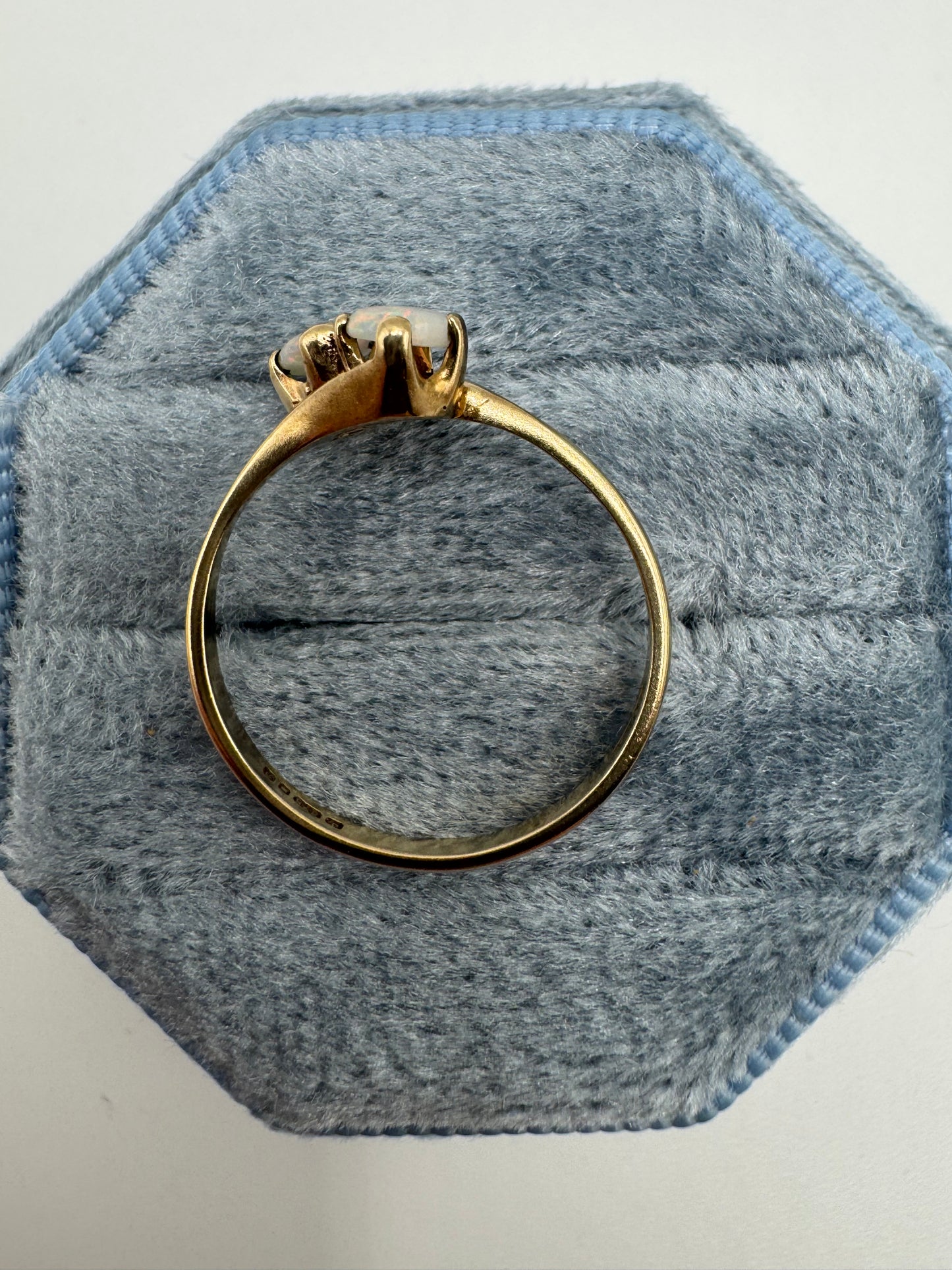 9ct gold opal twist ring