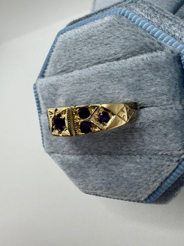 Heavy 9ct gold 7 stone amethyst gypsy ring