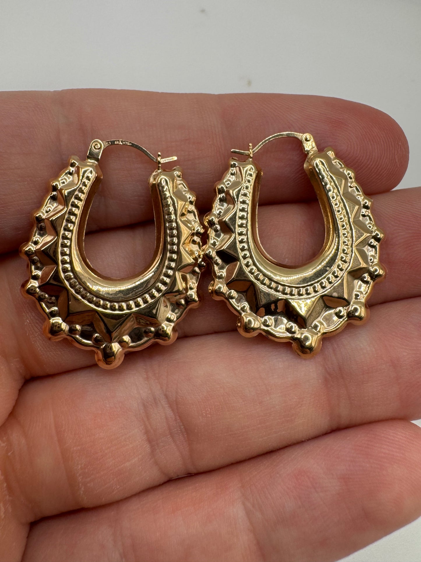 9ct gold spike creole earrings