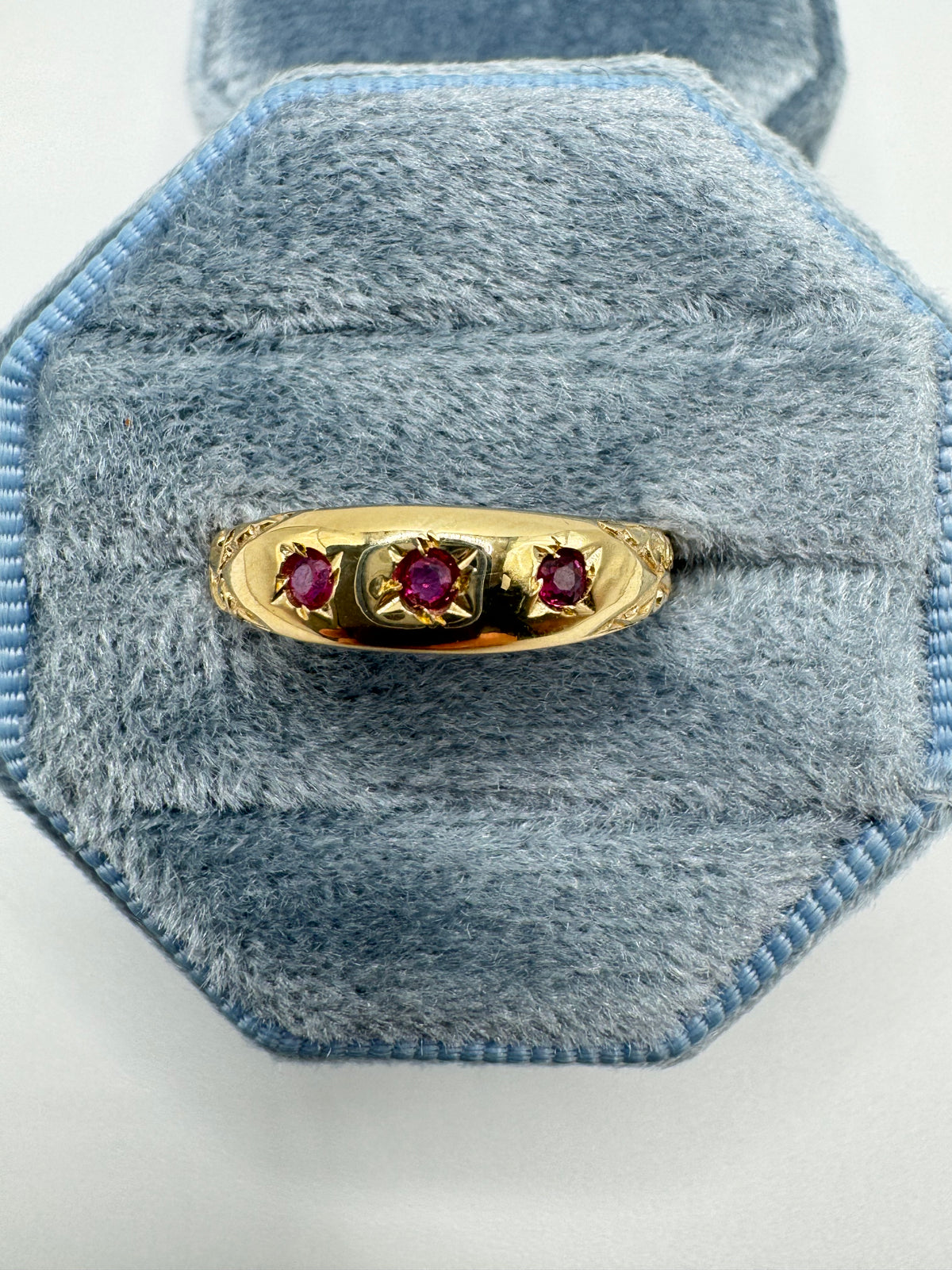 9ct gold engraved ruby gypsy ring