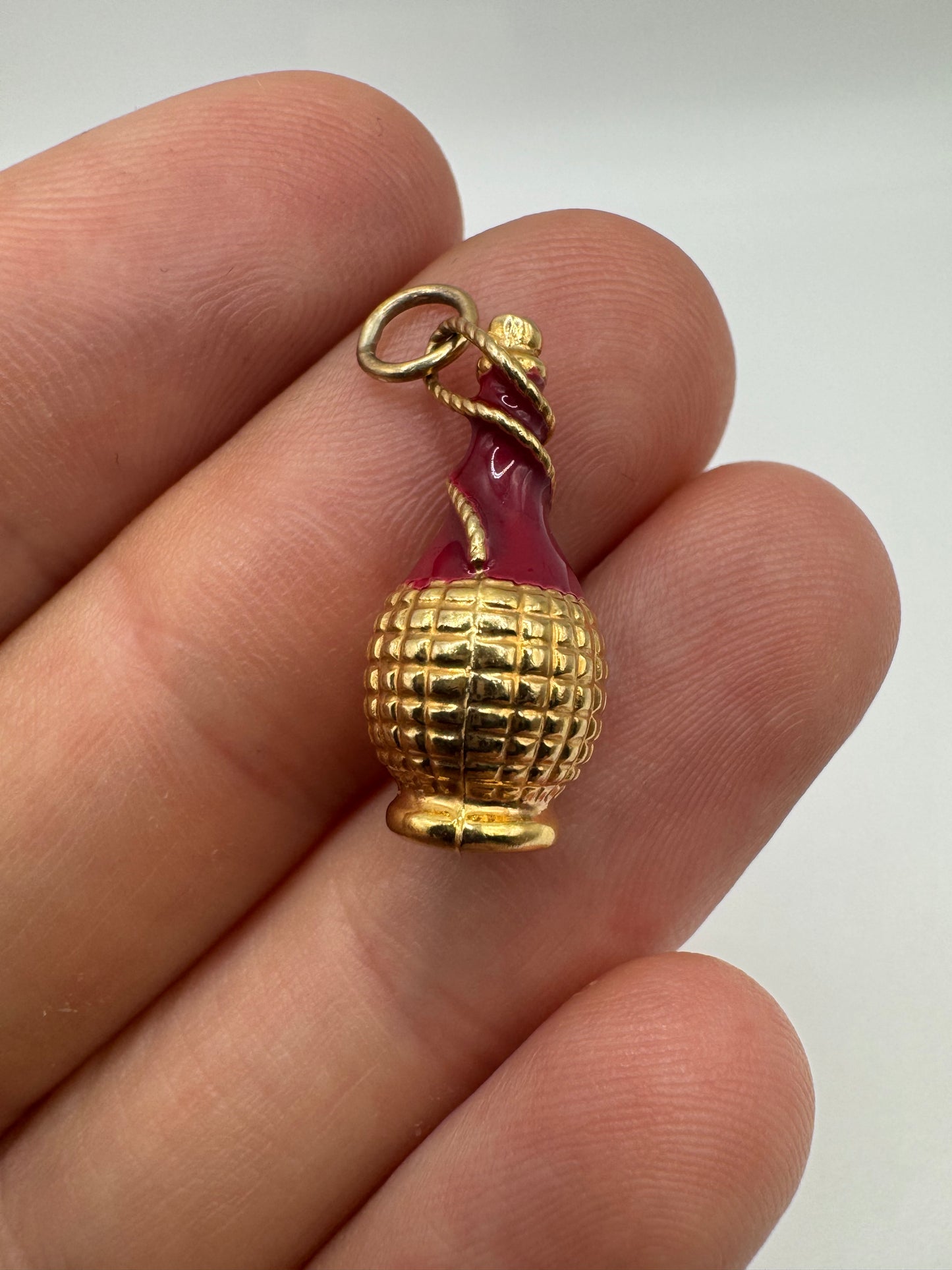 9ct gold enamelled vase charm