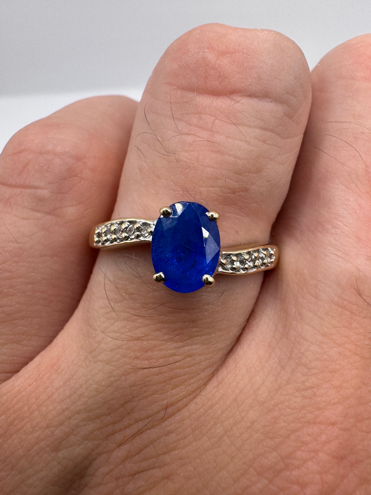 9ct gold kyanite and zircon ring