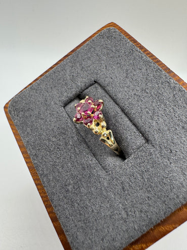 9ct gold ruby cluster ring