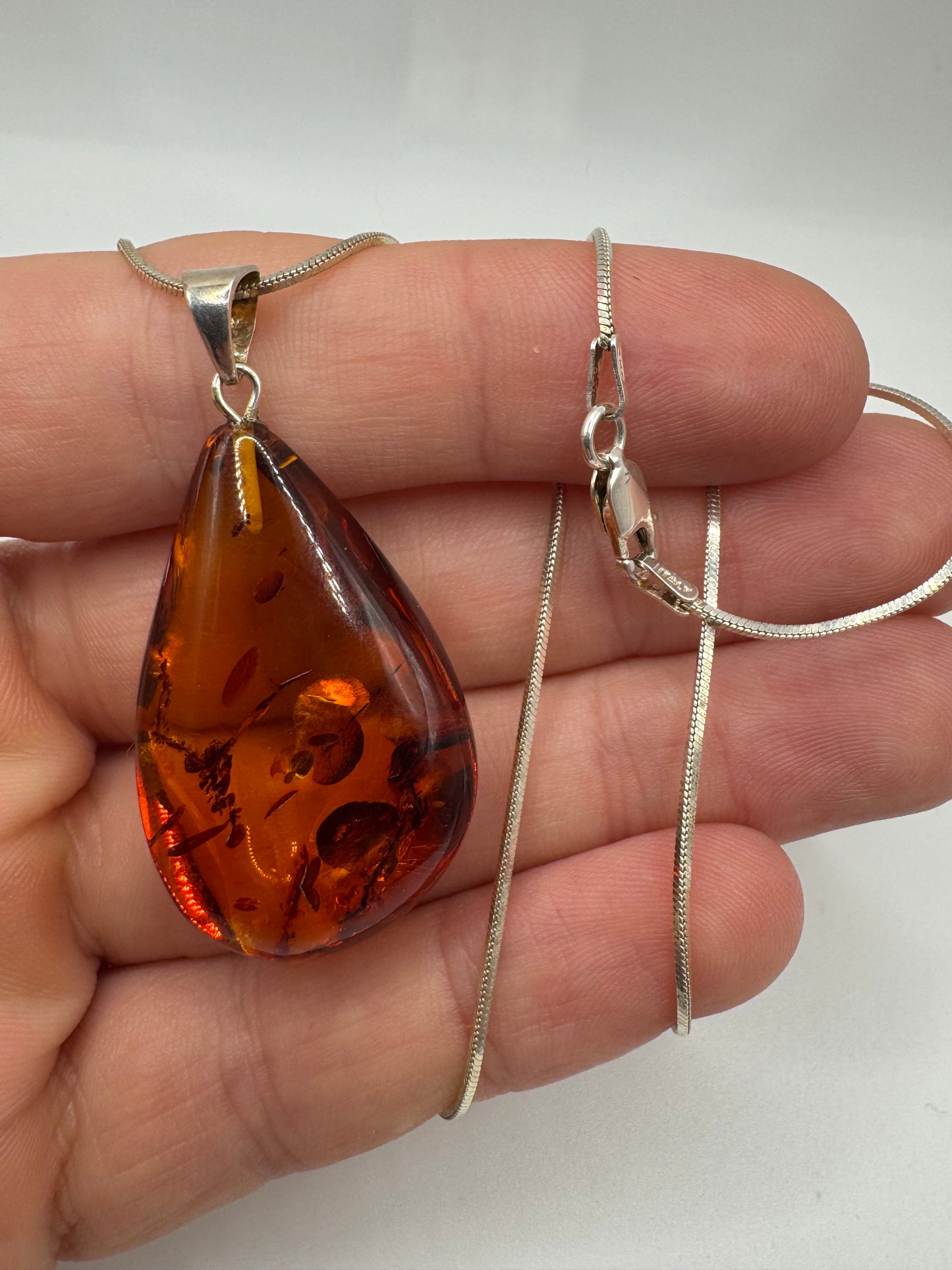 Silver amber necklace
