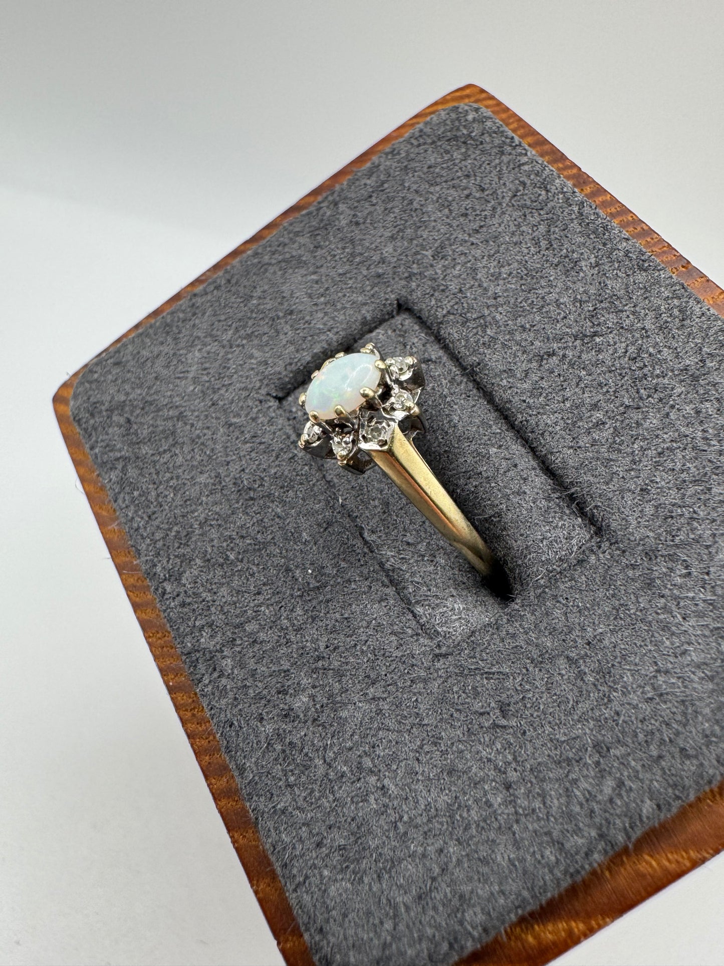 9ct gold opal and diamond ring