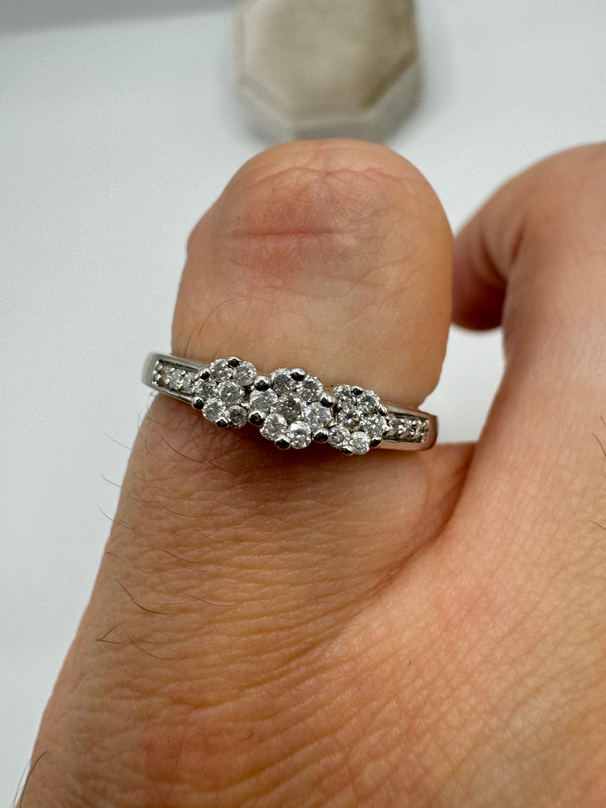 9ct white gold diamond cluster ring