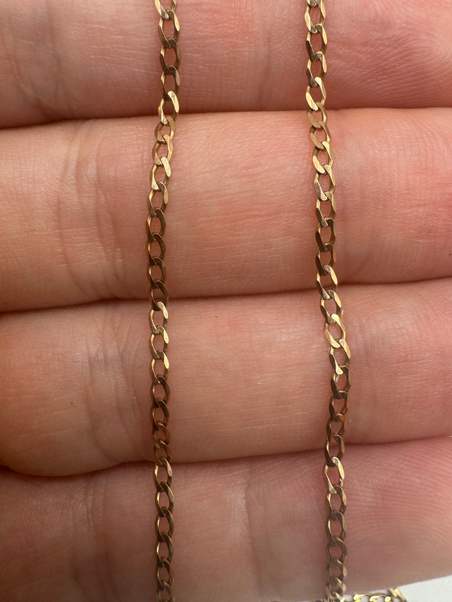 9ct gold chain 16