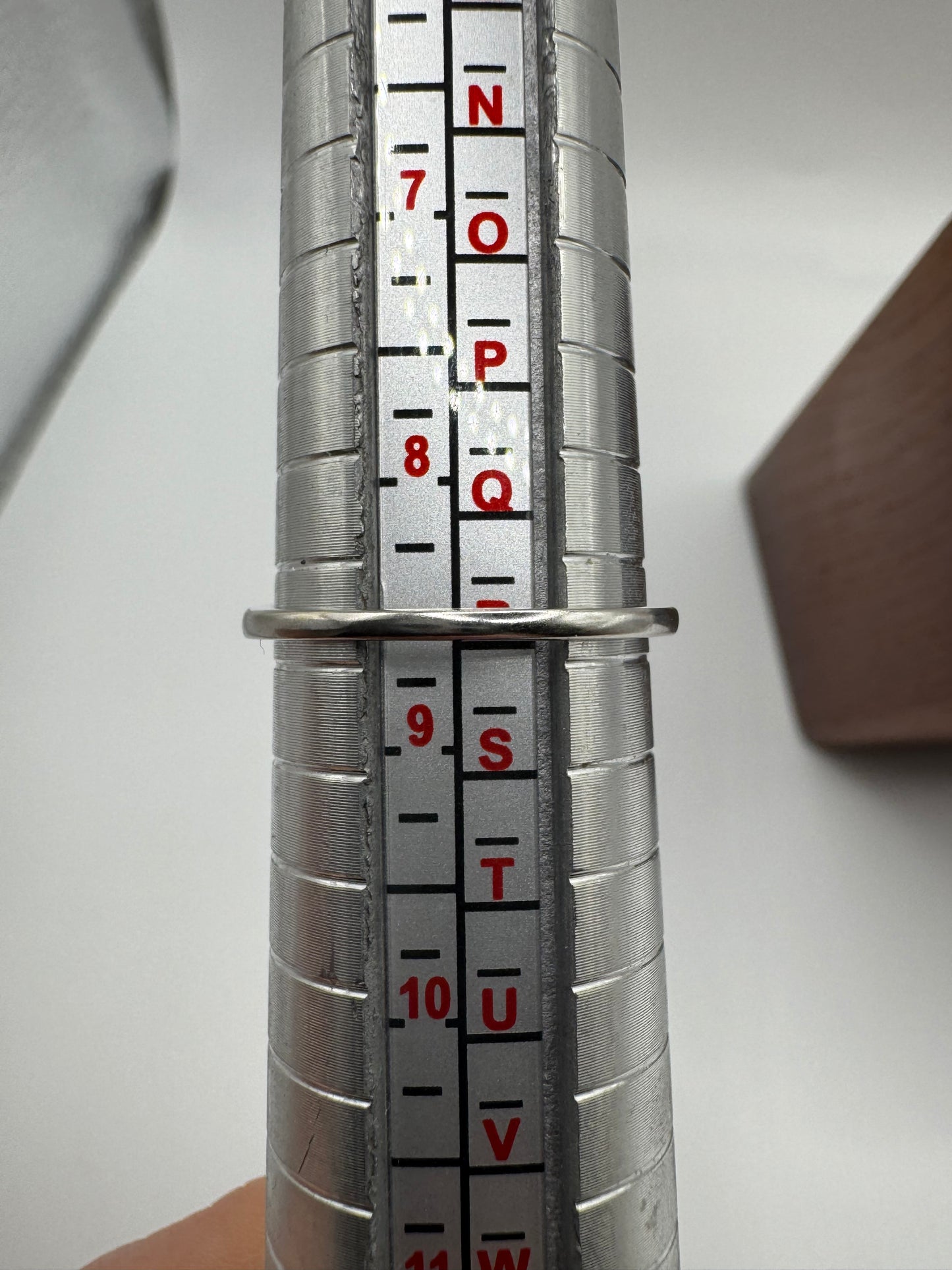 9ct white gold multi-coloured topaz ring