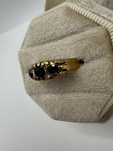 9ct gold sapphire and diamond ring