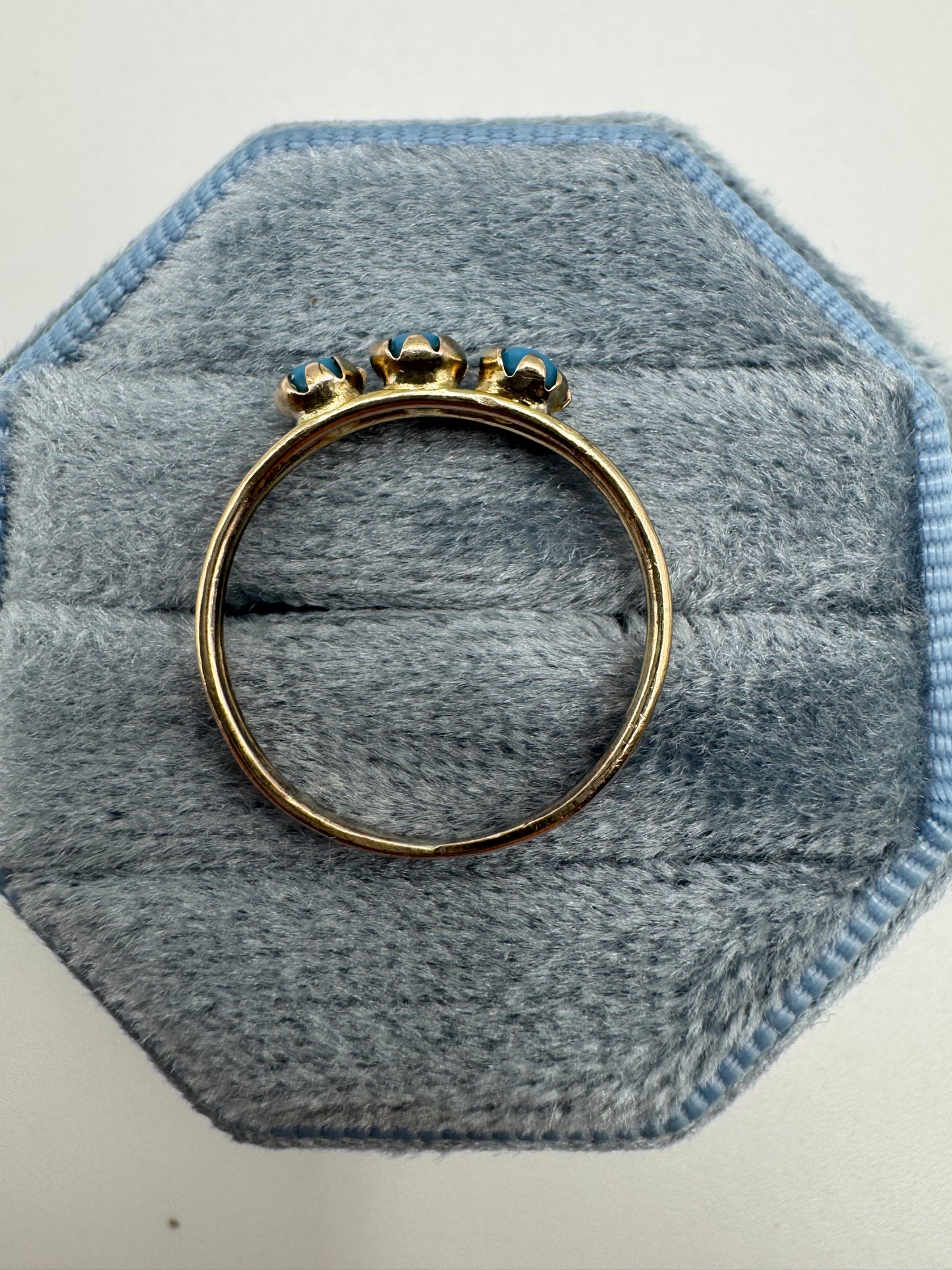 9ct gold turquoise ring
