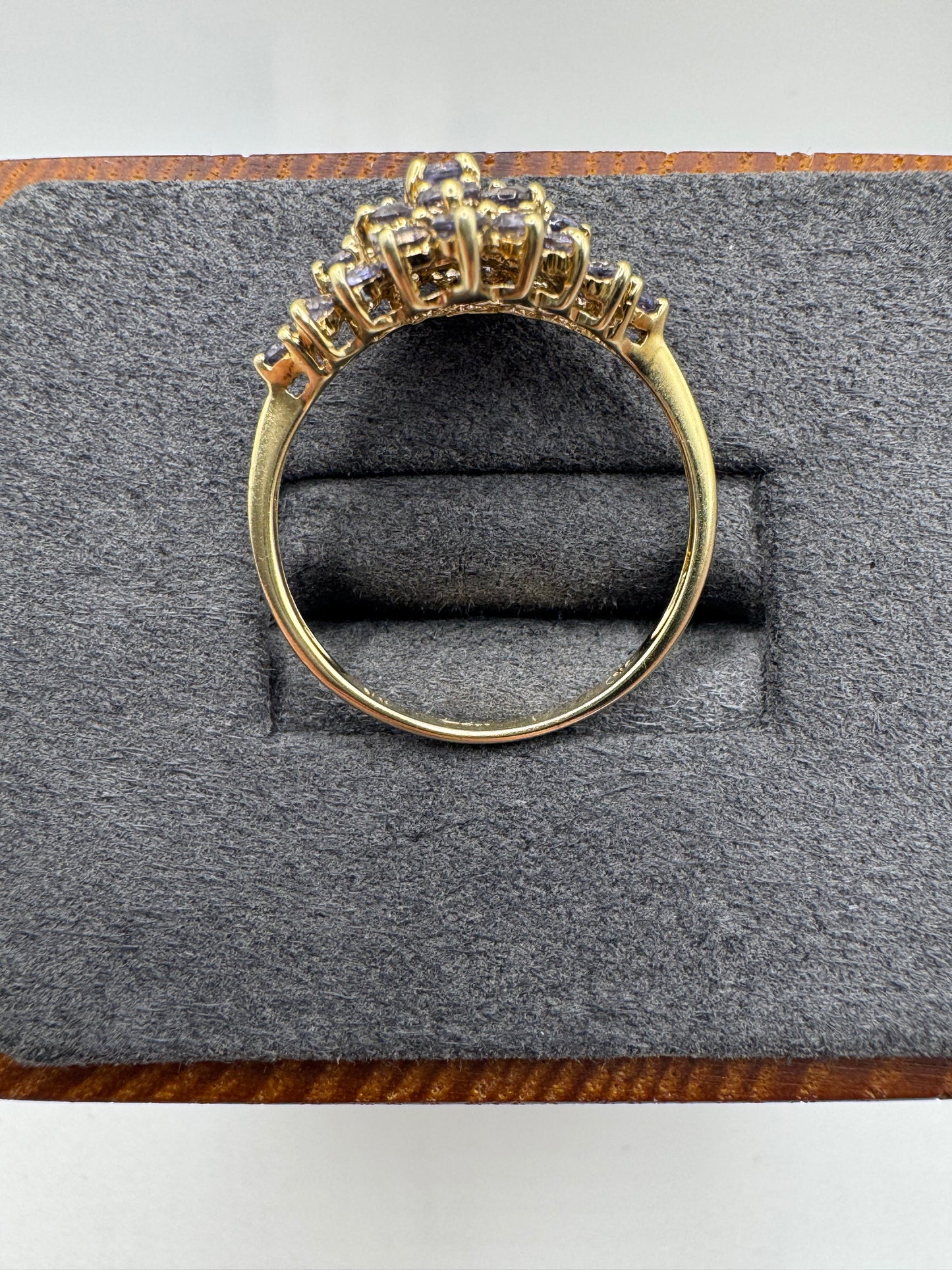 9ct gold iolite cluster ring