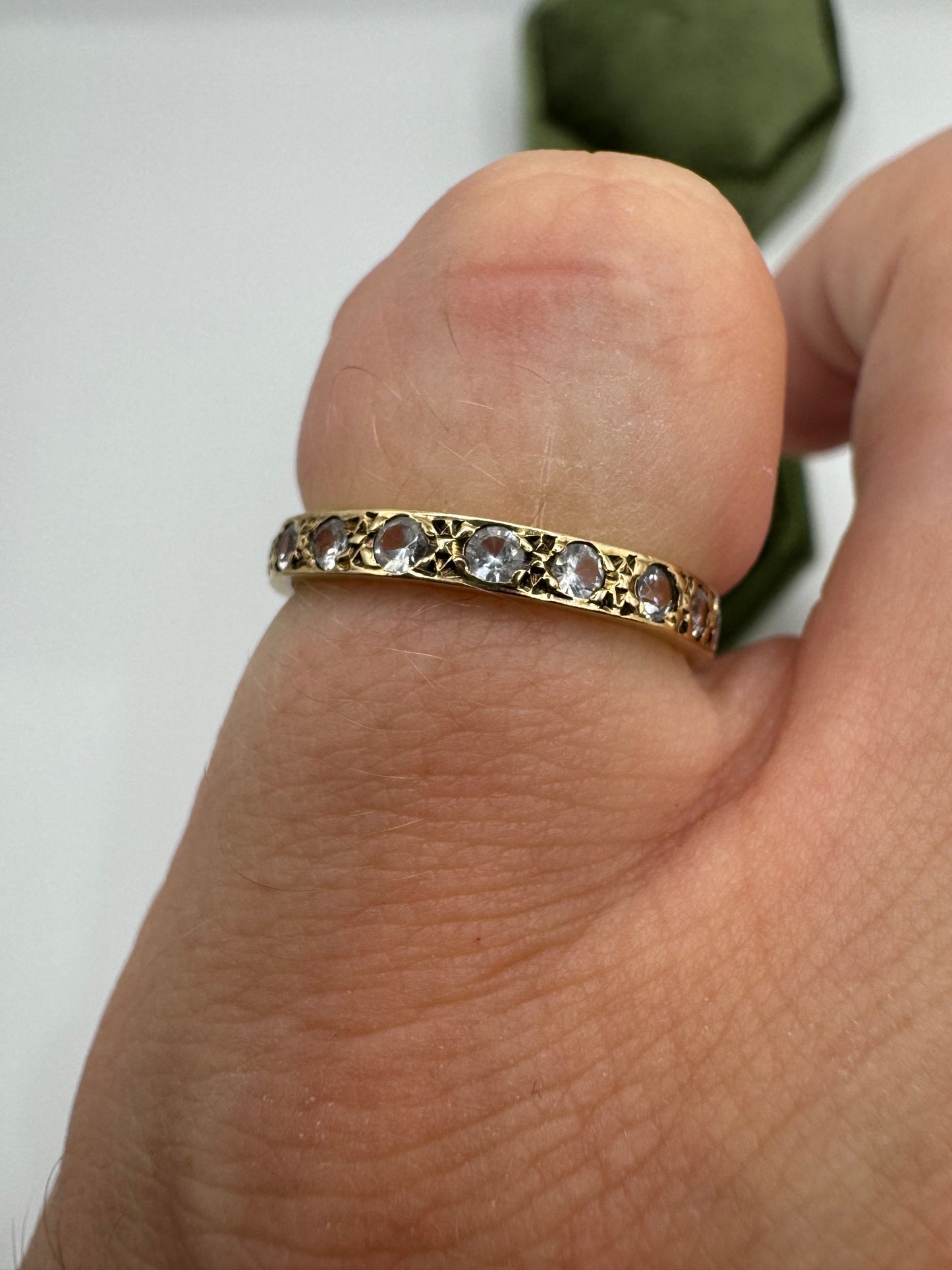 Vintage 9ct gold paste eternity ring