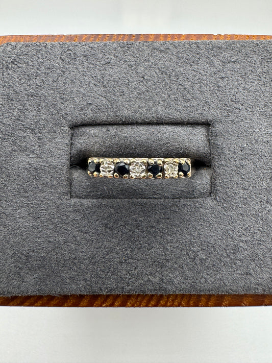 9ct gold sapphire and diamond ring