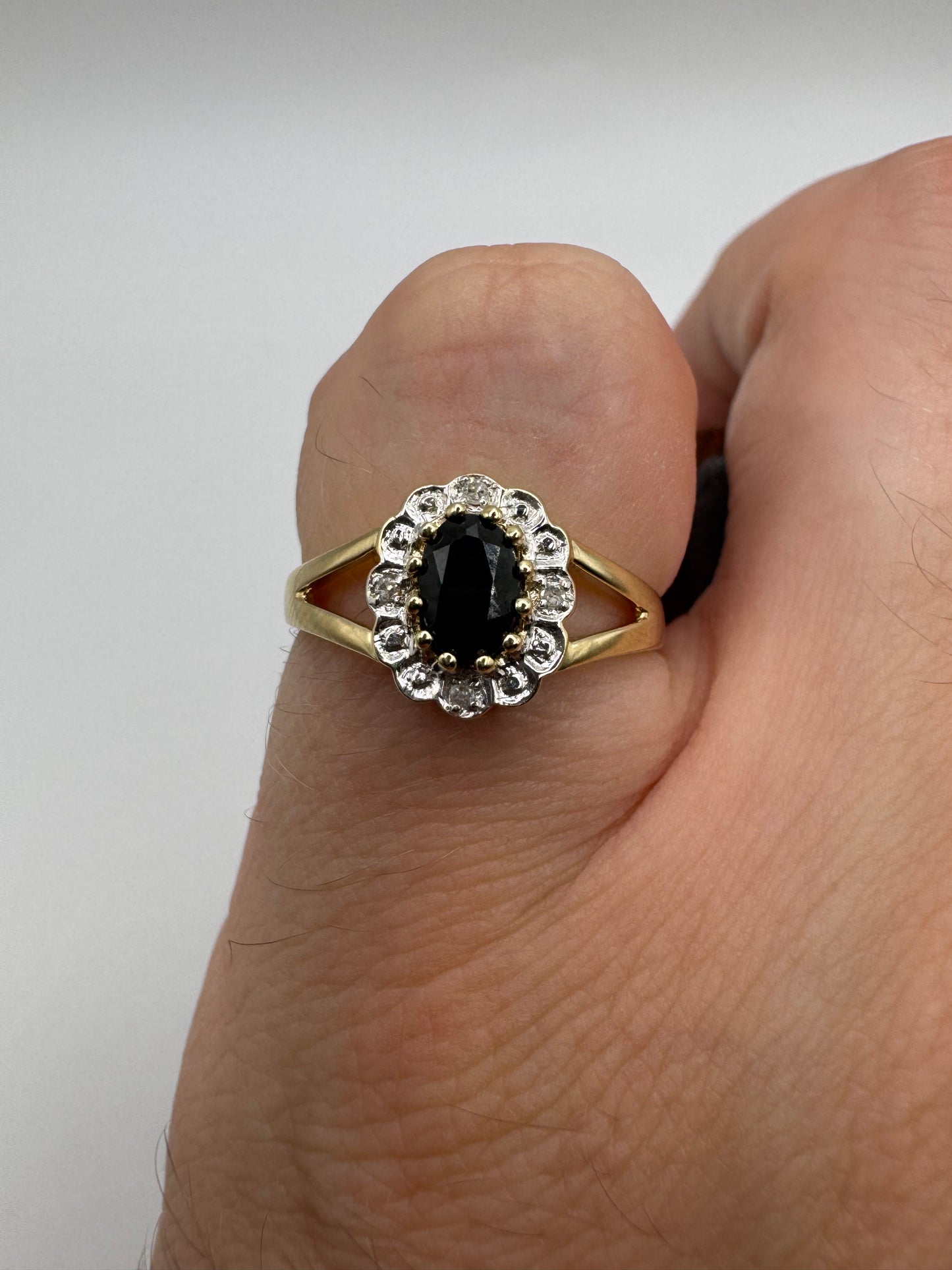 9ct gold sapphire and diamond ring