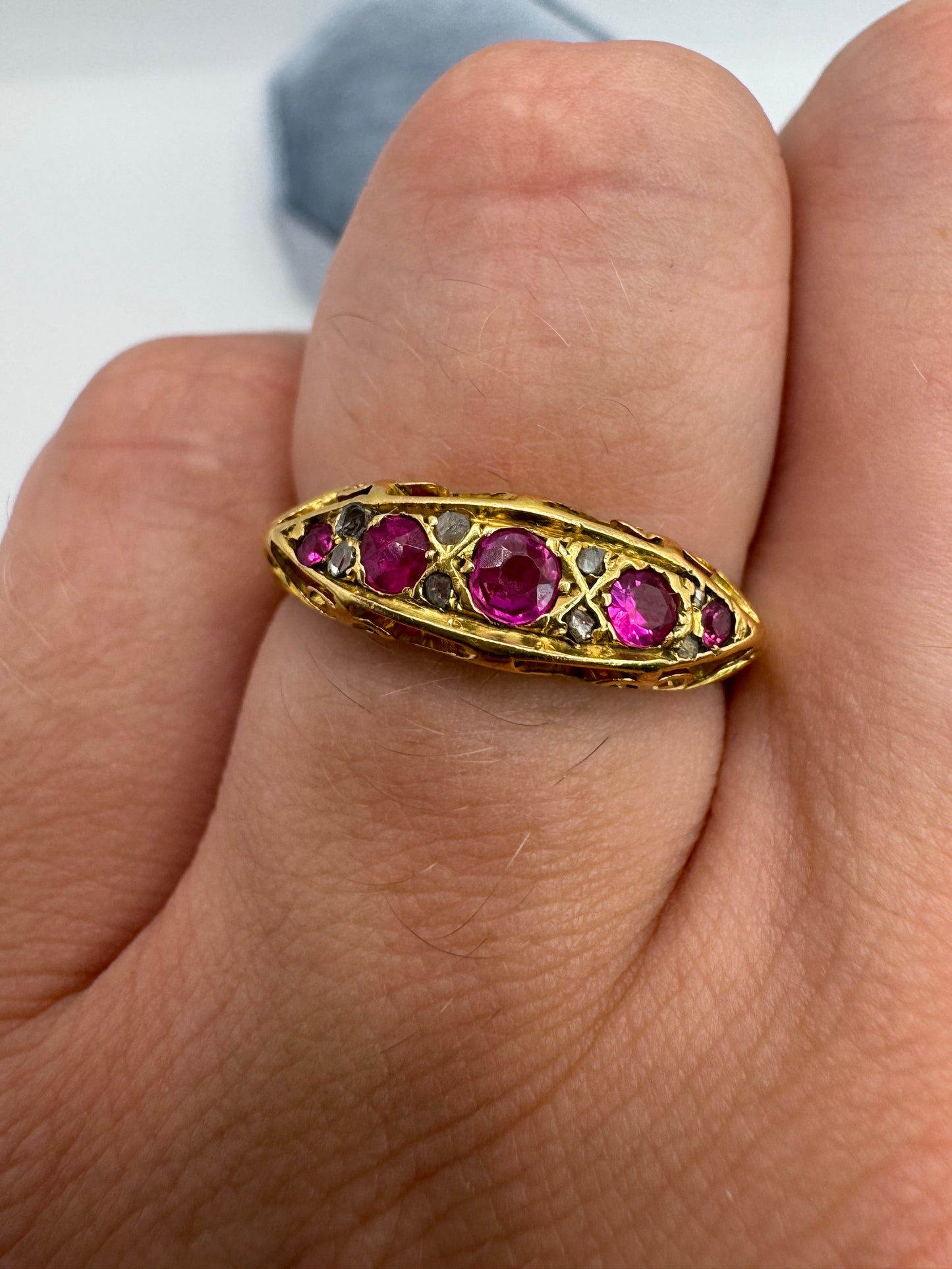Antique 18ct gold ruby and diamond ring
