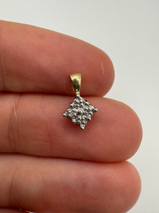 9ct gold diamond pendant