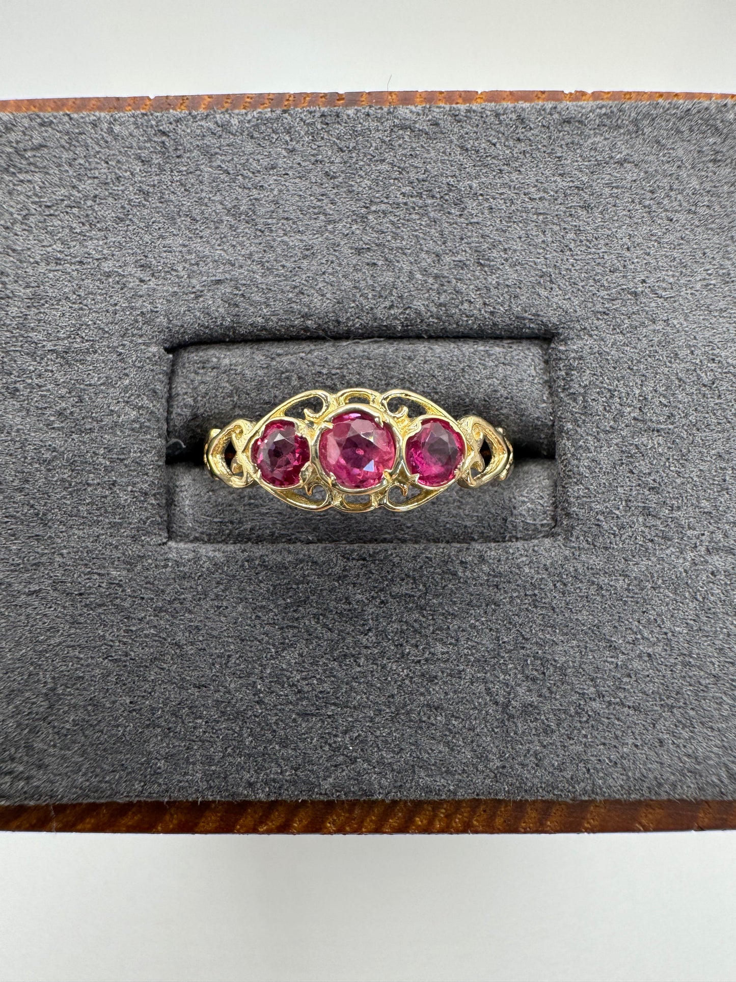 9ct gold ruby ring