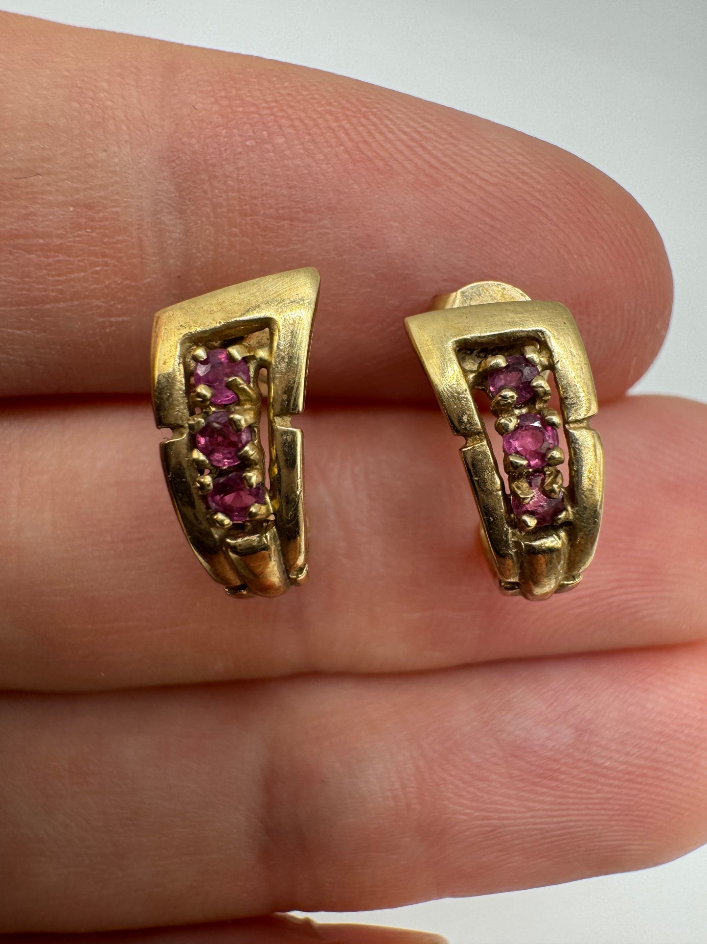 9ct gold ruby earrings